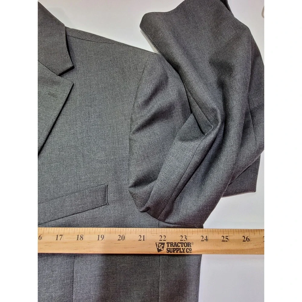 Jos. A. Bank Suit Mens 48R Wool Traveler Chelsea Gray Tailored Fit 2pc Business